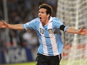 Messi breaks Argentina goalscoring record