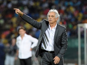 Algeria coach Vahid Halilhodzic shouts orders from the touchline on January 26, 2013.