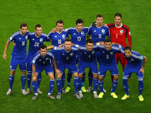 Bosnia and Herzegovina players pose for a team picture during the 2014 FIFA World Cup Brazil Group F match between Argentina and Bosnia-Herzegovina at Maracana on June 15, 2014