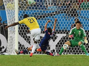 Colombia thrash Japan to win group