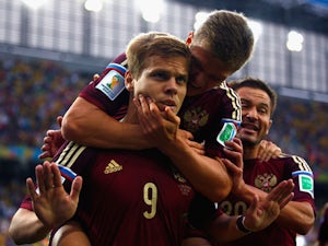 Russia hold 1-0 lead over Sweden