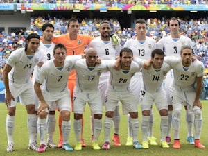 Team News: Suarez keeps place in Uruguay side