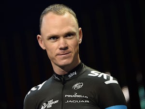 Froome "rammed" off road in hit-and-run
