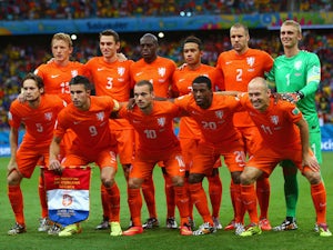 Team News: Depay gets Dutch start