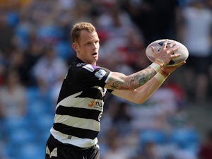 Widnes cruise past Castleford with eight-try victory