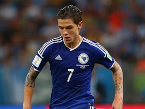 Besic completes Everton move
