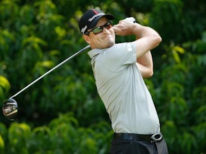 Johnson and Walker in contention in Maui