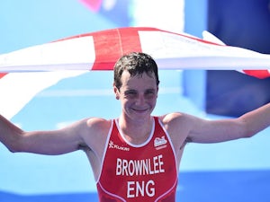 Alistair Brownlee wins triathlon gold