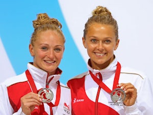 Couch leads English into 10m platform final