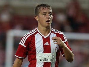 Blades youngster signs new contract