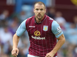 Ron Vlaar out for four months
