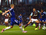 Andre Schurrle of Chelsea scores their second goal during the Barclays Premier League match between Burnley and Chelsea at Turf Moor on August 18, 2014 
