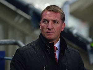 Heskey urges Liverpool to stand by Rodgers