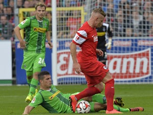 Freiburg, Monchengladbach play out stalemate