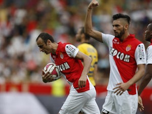 Team News: Berbatov leads Monaco line at Rennes