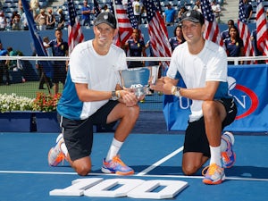 Bryan brothers shocked in first round