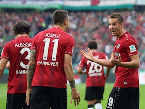 Bremen share six goals with Hannover