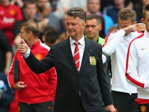 Van Gaal 'to pull physios from England duty'