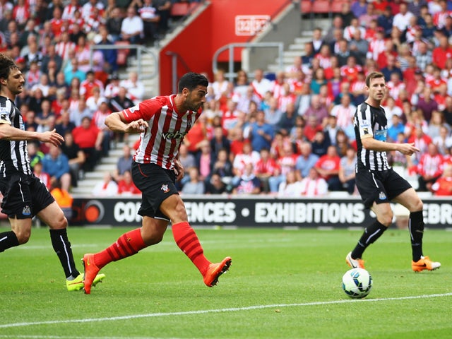 Graziano Pelle of Southampton scores their second goal during the Barclays Premier League match between Southampton and Newcastle United at St Mary's Stadium on September 13, 2014