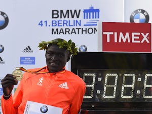 Kimetto breaks marathon world record