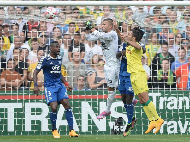 Lyon's Portuguese goalkeeper Anthony Lopes boxes the ball during the French L1 football match between Nantes (FCN) and LYON (OL) on September 28, 2014