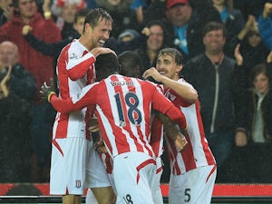 Crouch guides Stoke past Newcastle