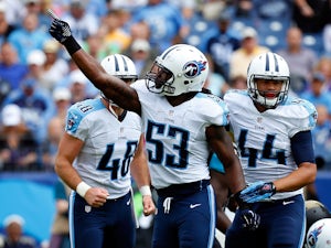 Titans hold two-point lead over Jets