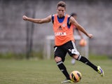 Adryan in action during Flamengo training session at Ninho do Urubu on November 1, 2013