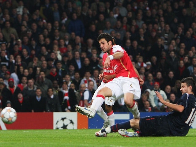 Cesc Fabregas of Arsenal shoots to score his second goal and Arsenal's sixth during the UEFA Champions League Group H match between Arsenal and Slavia Prague on October 23, 2007