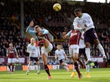 Samuel Eto'o of Everton scores the opening goal during the Premier League match between Burnley and Everton at Turf Moor on October 26, 2014