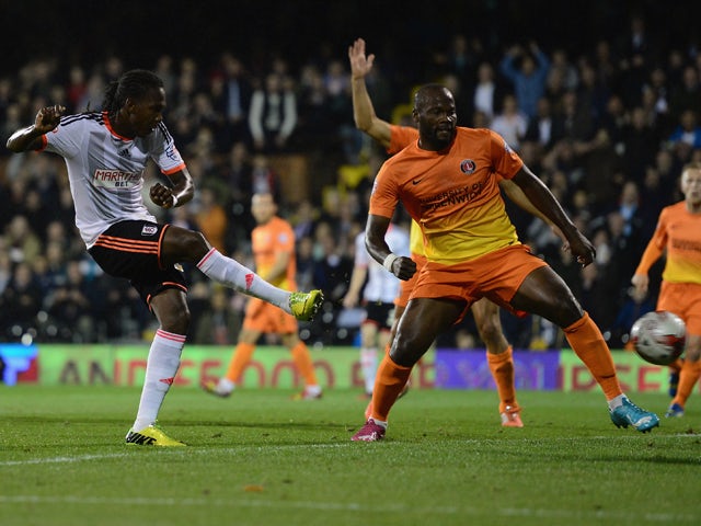 Hugo Rodallega of Fulham scores his goal durHugo Rodallega of Fulham scores his goal during the Sky Bet Championship match between Fulham and Charlton Athletic at Craven Cottage on October 24, 2014ing the Sky Bet Championship match between Fulham and Char