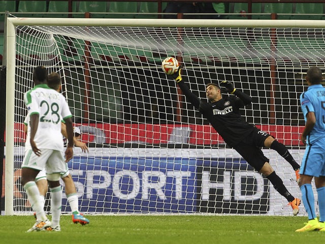Juan Pablo Carrizo of FC Internazionale Milano dives to save a shot during the UEFA Europa League group F match between FC Internazionale Milano and AS Saint-Etienne on October 23, 2014
