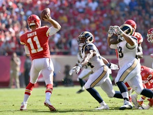 Chiefs cruise to victory over Rams