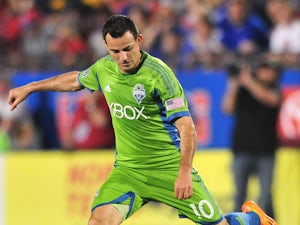 Pappa brace fires Seattle to victory