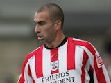 Danny Higginbotham of Southampton in action during the Coca-Cola Championship match between Millwall and Southampton at the New Den on October 22, 2005