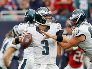 Eagles power past Panthers
