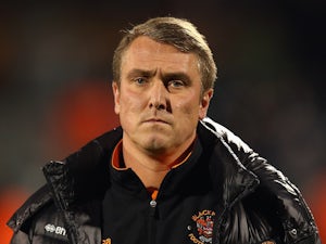 Clark told not to play young Blackpool duo