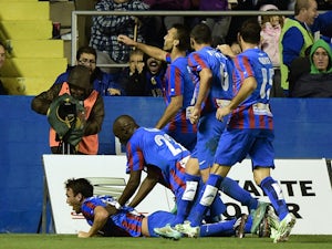 Levante fight back to hold Getafe