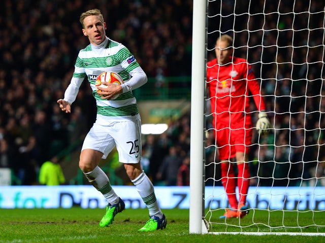  Stefan Johansen of Celtic celebrates scoring a goal late in the first half during the UEFA Europa League group D match between Celtic FC and FC Salzburg at Celtic Park on November 27, 2014 