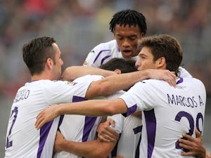 Fiorentina ease past Cagliari