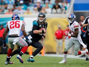 Jaguars hold narrow lead over Colts