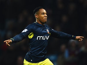 Report: Clyne 'will join United'