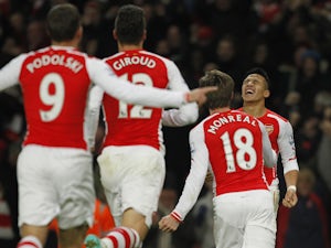 Late Sanchez strike gives Arsenal win