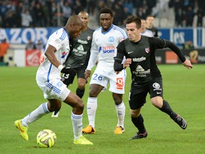 Marseille move back into top spot