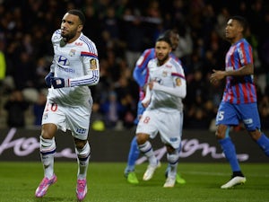 Lacazette leads Lyon to Caen victory