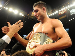 Khan wants fans to call for Mayweather bout