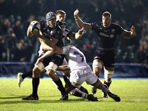 Saracens clinch win over Sale