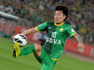 Wolfsburg close in on Zhang Xizhe