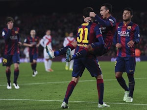 Pedro stars in easy Barca win