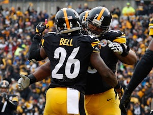 Steelers hold lead over Ravens